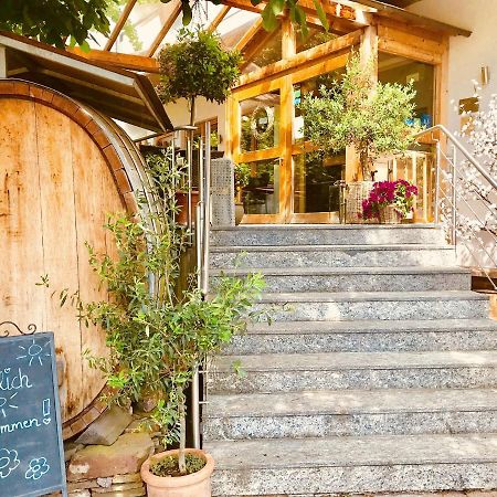 Hotel Weingut Dehren Элленц-Польтерсдорф Экстерьер фото