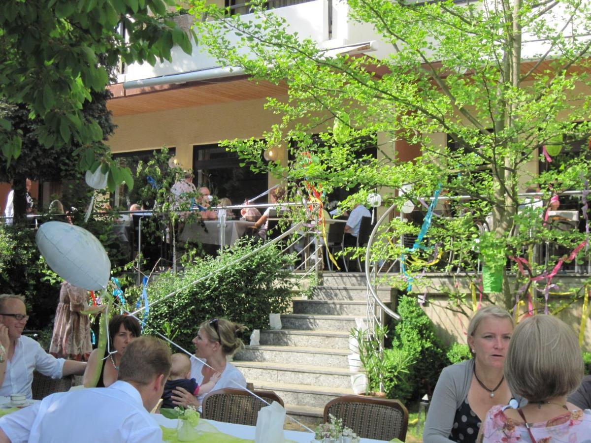 Hotel Weingut Dehren Элленц-Польтерсдорф Экстерьер фото