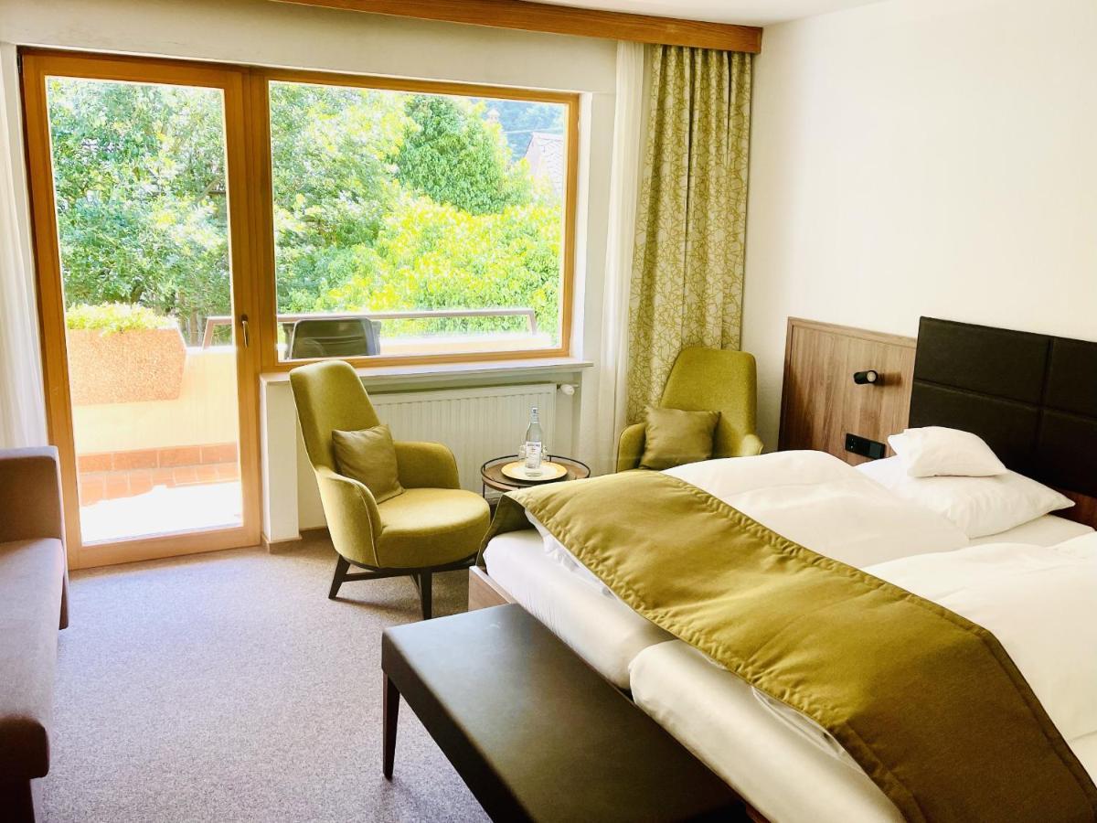 Hotel Weingut Dehren Элленц-Польтерсдорф Экстерьер фото